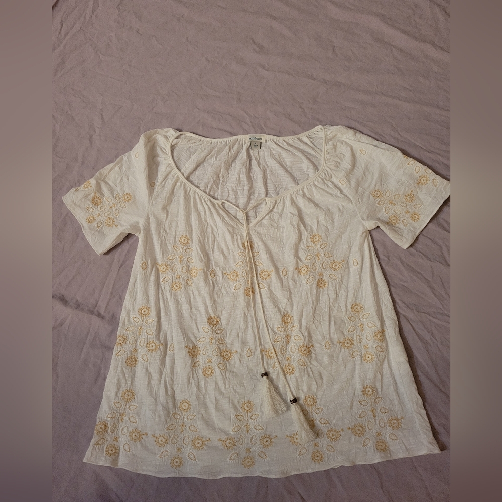 Sundance Small White Blouse with Gold Embroidery